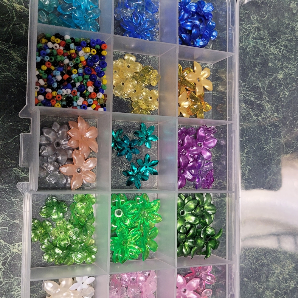 Assorted Flower Bead Collection - Picture 2 of 14